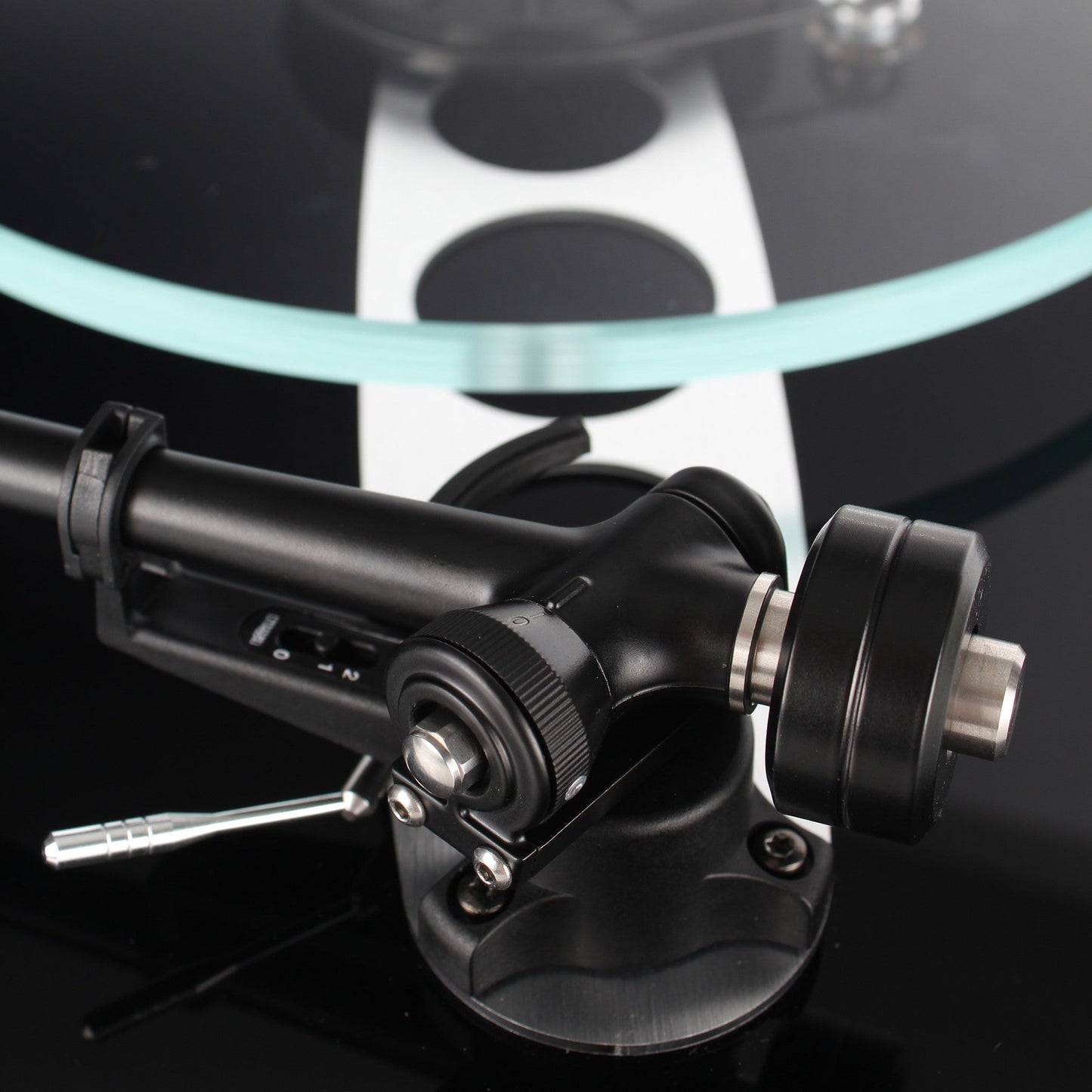 Rega: Planar 3 Turntable - Black / No Cart