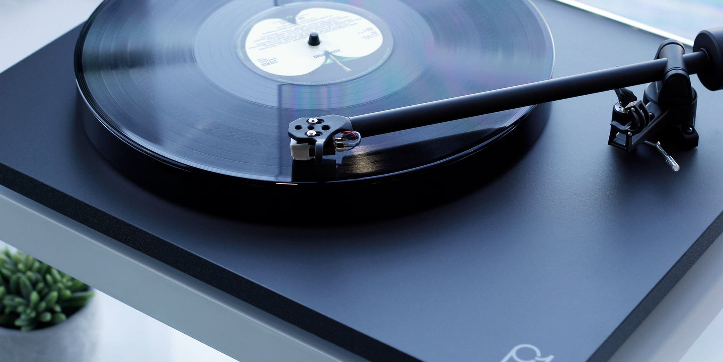 Rega: Planar 1 Turntable - Matte Black