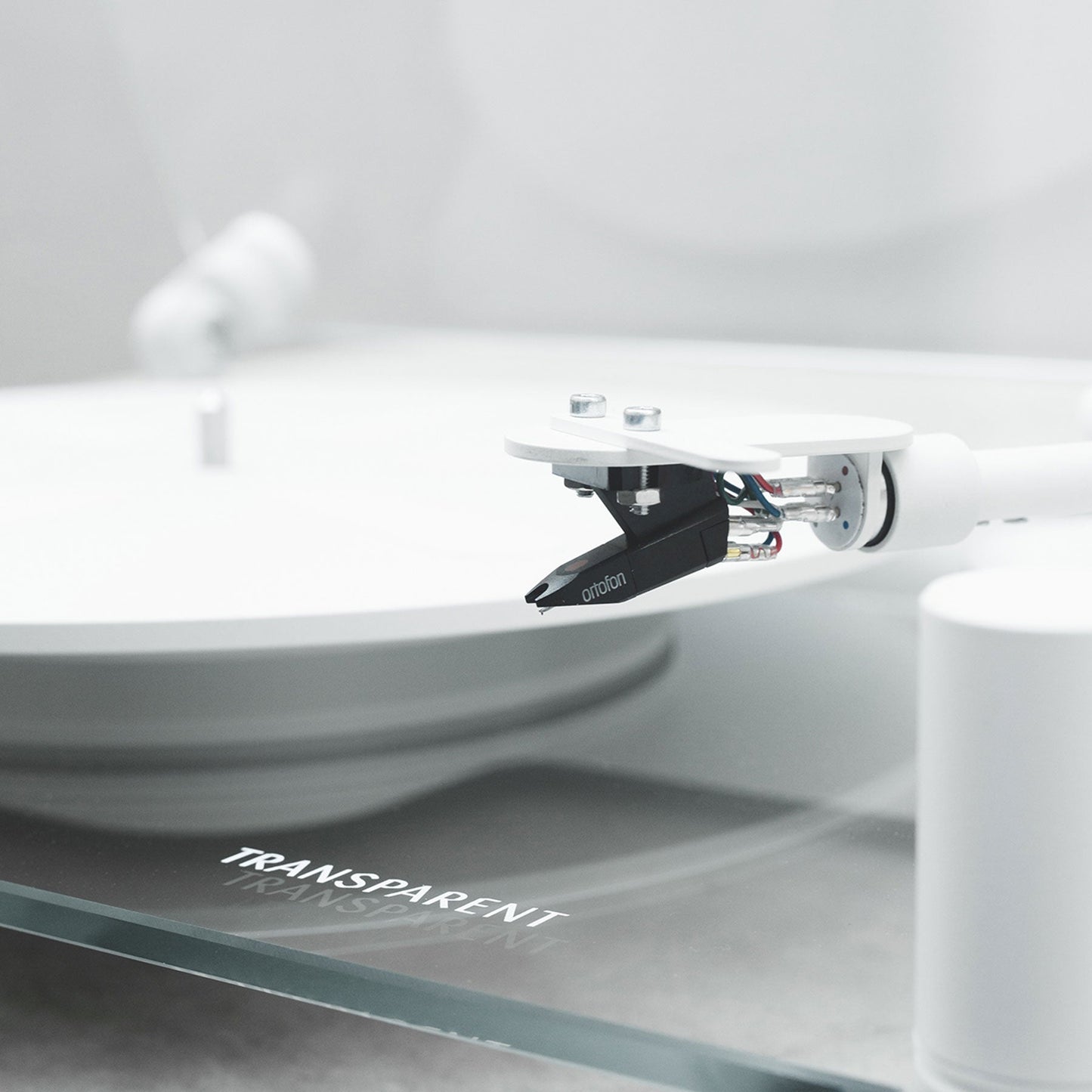 Transparent: Transparent Turntable w/ Bluetooth