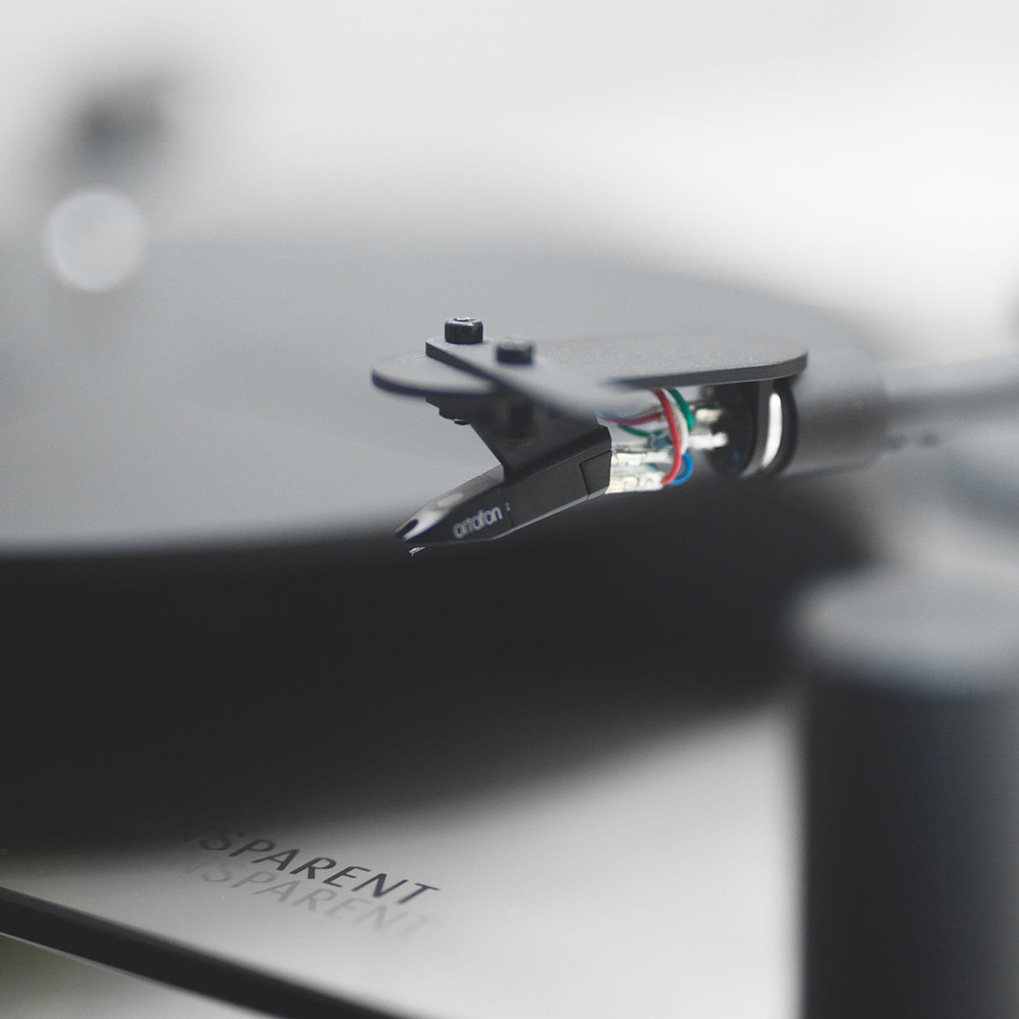 Transparent: Transparent Turntable w/ Bluetooth